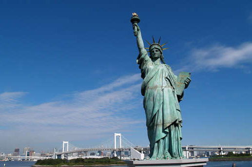 中國(guó)企業(yè)為什么在美國(guó)上市